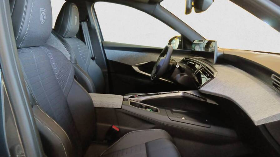 Mandataire Automobile occasion, recherche de Peugeot 3008-nouveau-hybrid-145-e-dcs6-gt - E-Motors