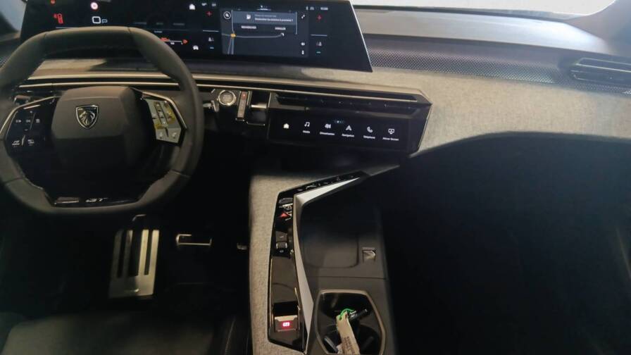 Mandataire Automobile occasion, recherche de Peugeot 3008-nouveau-hybrid-145-e-dcs6-gt - E-Motors