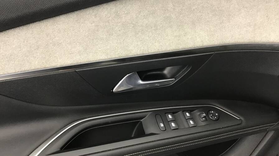 Mandataire Automobile occasion, recherche de Peugeot 3008-gt - E-Motors