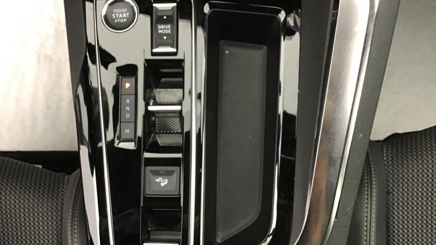 Mandataire Automobile occasion, recherche de Peugeot 3008-gt - E-Motors