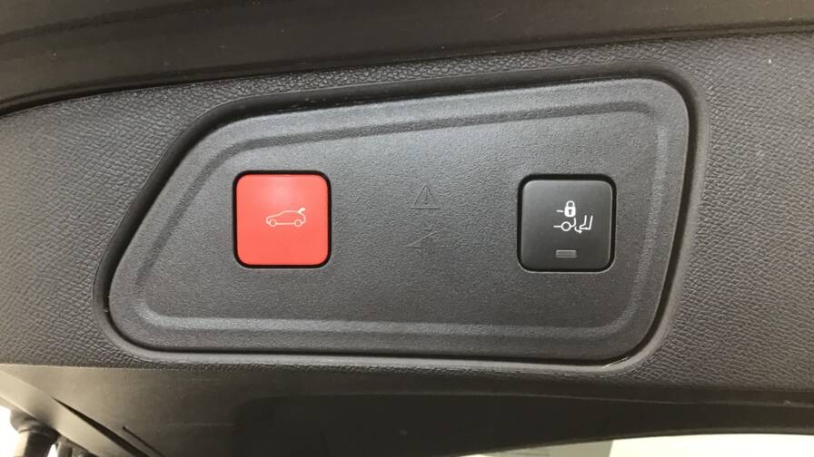 Mandataire Automobile occasion, recherche de Peugeot 3008-gt - E-Motors