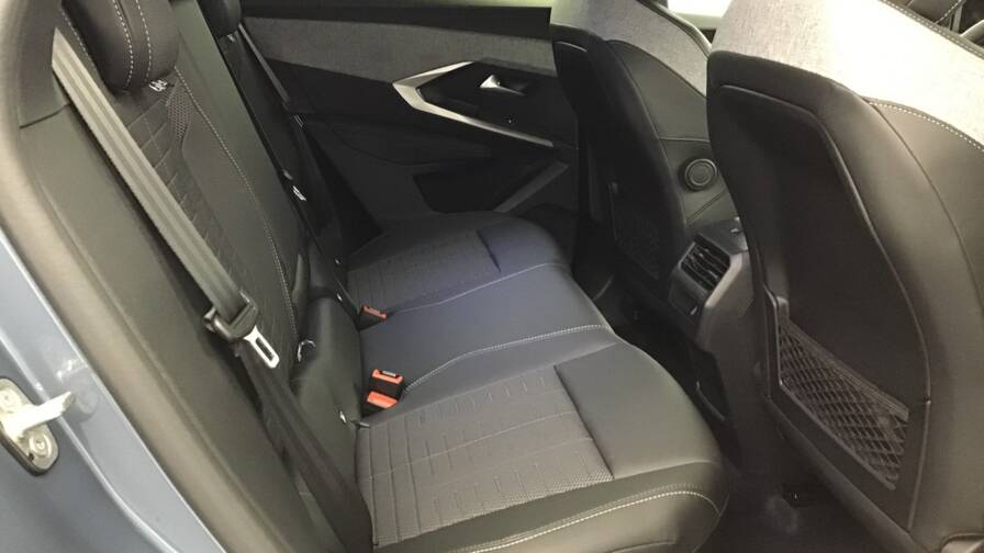 Mandataire Automobile occasion, recherche de Peugeot 3008-gt-hybrid-145-e-dcs6 - E-Motors