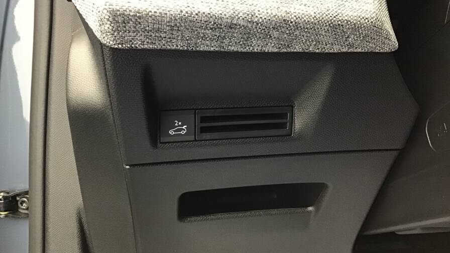 Mandataire Automobile occasion, recherche de Peugeot 3008-gt-hybrid-145-e-dcs6 - E-Motors