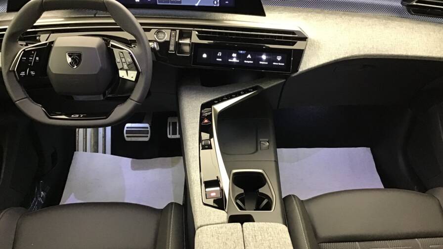 Mandataire Automobile occasion, recherche de Peugeot 3008-gt-hybrid-145-e-dcs6 - E-Motors