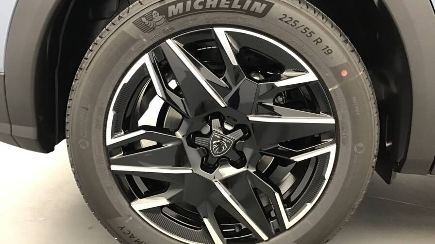 Mandataire Automobile occasion, recherche de Peugeot 3008-gt-hybrid-145-e-dcs6 - E-Motors