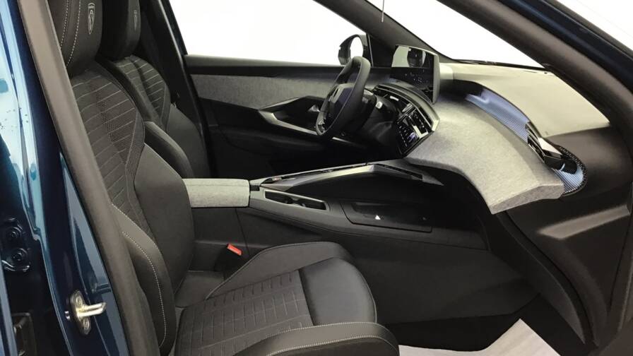 Mandataire Automobile occasion, recherche de Peugeot 3008-gt-hybrid-145-e-dcs6 - E-Motors