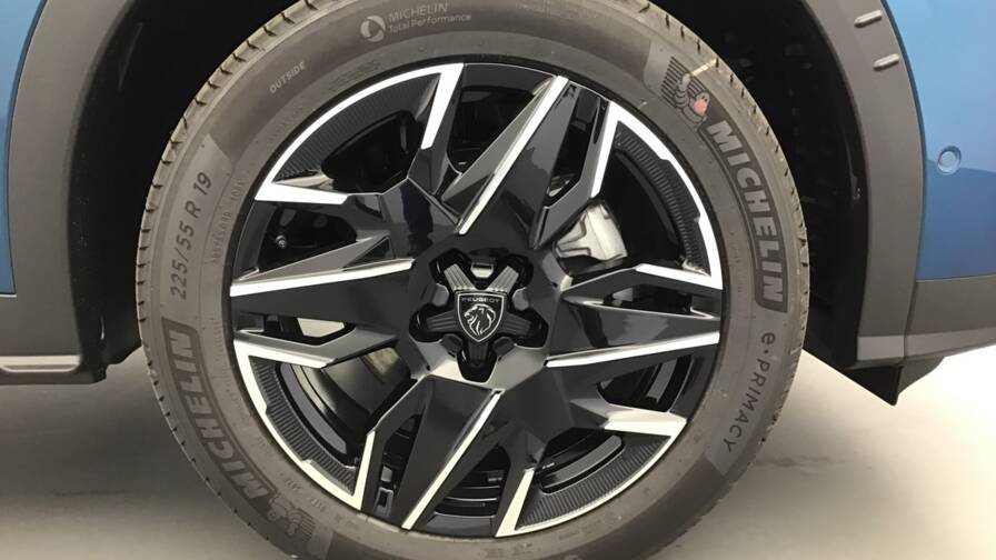 Mandataire Automobile occasion, recherche de Peugeot 3008-gt-hybrid-145-e-dcs6 - E-Motors