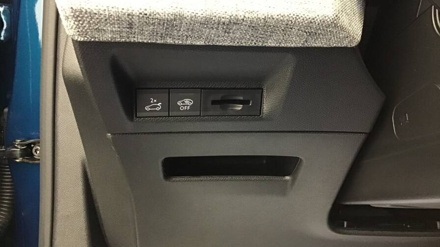 Mandataire Automobile occasion, recherche de Peugeot 3008-gt-hybrid-145-e-dcs6 - E-Motors