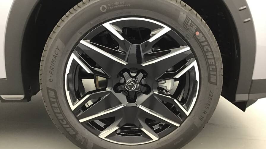 Mandataire Automobile occasion, recherche de Peugeot 3008-gt-hybrid-145-e-dcs6 - E-Motors