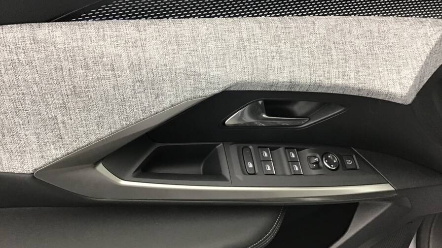 Mandataire Automobile occasion, recherche de Peugeot 3008-gt-hybrid-145-e-dcs6 - E-Motors