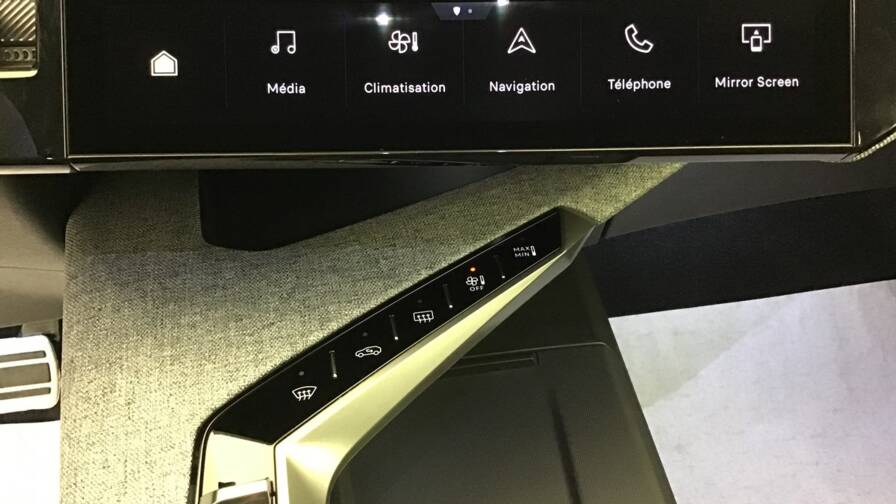 Mandataire Automobile occasion, recherche de Peugeot 3008-gt-hybrid-145-e-dcs6 - E-Motors