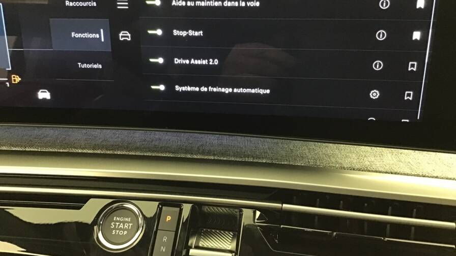 Mandataire Automobile occasion, recherche de Peugeot 3008-gt-hybrid-145-e-dcs6 - E-Motors