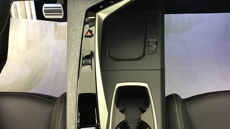 Mandataire Automobile occasion, recherche de Peugeot 3008-gt-hybrid-145-e-dcs6 - E-Motors