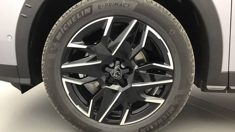 Mandataire Automobile occasion, recherche de Peugeot 3008-gt-hybrid-145-e-dcs6 - E-Motors