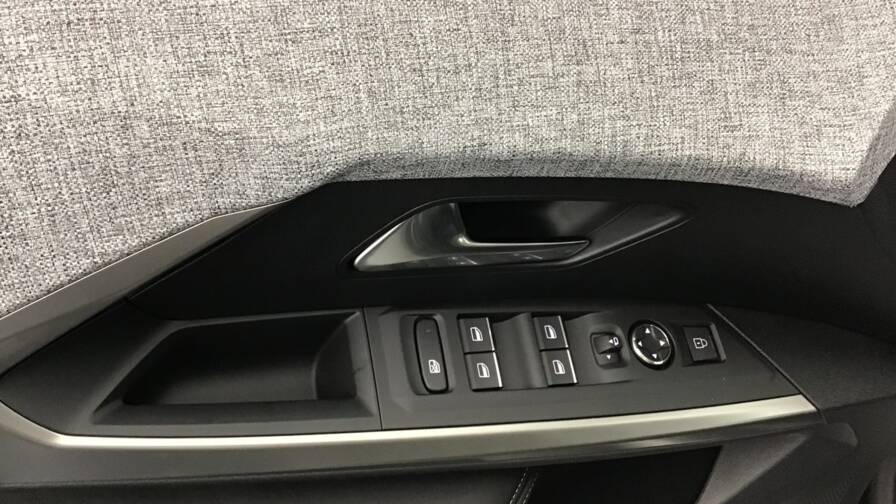 Mandataire Automobile occasion, recherche de Peugeot 3008-gt-hybrid-145-e-dcs6 - E-Motors