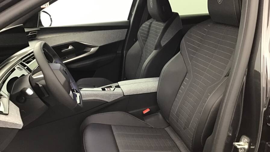 Mandataire Automobile occasion, recherche de Peugeot 3008-gt-hybrid-145-e-dcs6 - E-Motors