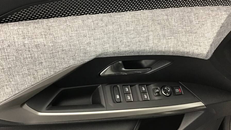 Mandataire Automobile occasion, recherche de Peugeot 3008-gt-hybrid-145-e-dcs6 - E-Motors