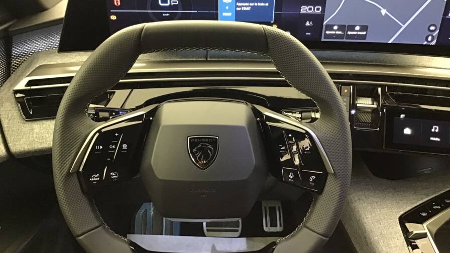 Mandataire Automobile occasion, recherche de Peugeot 3008-gt-hybrid-145-e-dcs6 - E-Motors