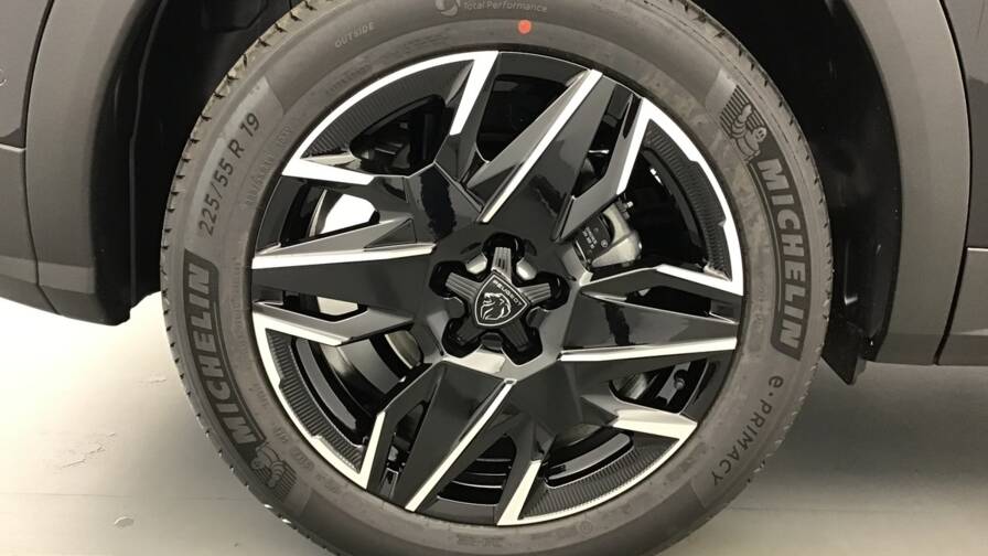 Mandataire Automobile occasion, recherche de Peugeot 3008-gt-hybrid-145-e-dcs6 - E-Motors