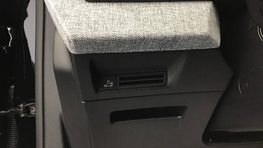 Mandataire Automobile occasion, recherche de Peugeot 3008-gt-hybrid-145-e-dcs6 - E-Motors