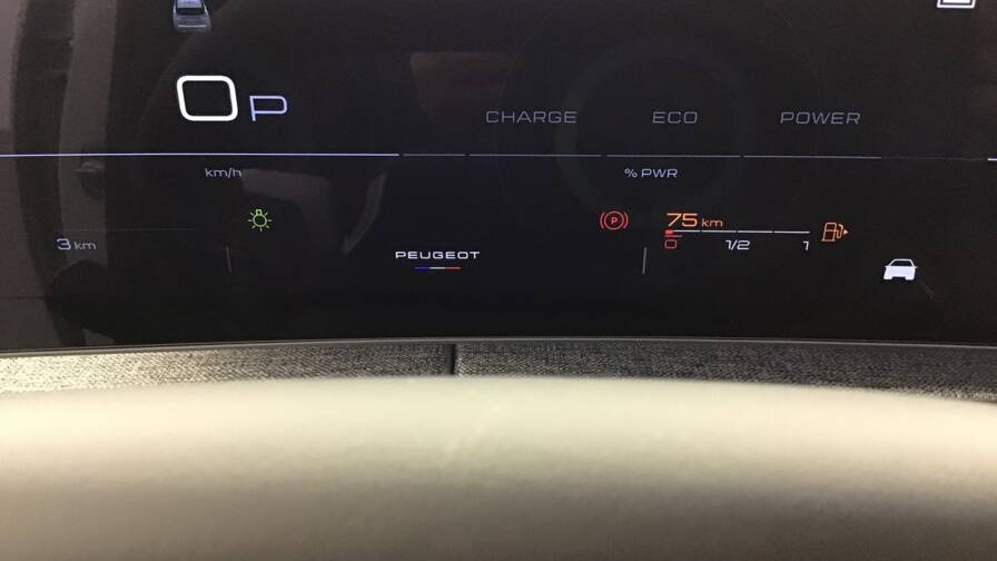 Mandataire Automobile occasion, recherche de Peugeot 3008-hybrid-145-e-dcs6-business5-portes-vp-essence-sans-plomb072025 - E-Motors