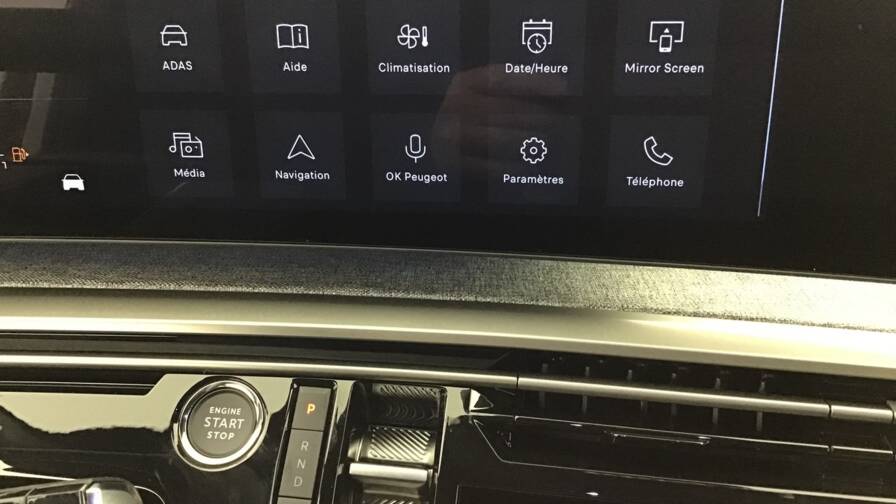 Mandataire Automobile occasion, recherche de Peugeot 3008-hybrid-145-e-dcs6-business5-portes-vp-essence-sans-plomb072025 - E-Motors