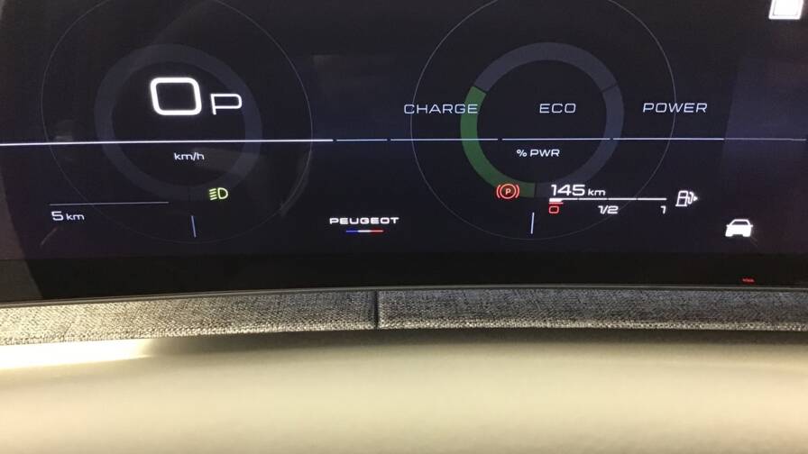 Mandataire Automobile occasion, recherche de Peugeot 3008-hybrid-145-e-dcs6-business5-portes-vp-essence-sans-plomb072025 - E-Motors