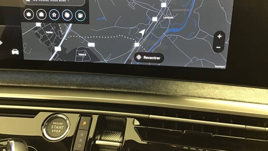 Mandataire Automobile occasion, recherche de Peugeot 3008-hybrid-145-e-dcs6-business5-portes-vp-essence-sans-plomb072025 - E-Motors