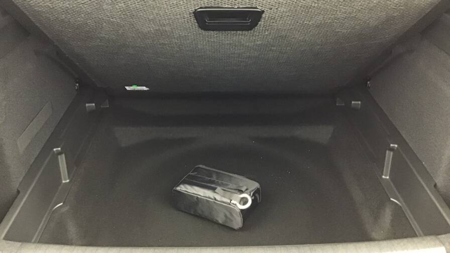 Mandataire Automobile occasion, recherche de Peugeot 3008-hybrid-145-e-dcs6-business5-portes-vp-essence-sans-plomb072025 - E-Motors