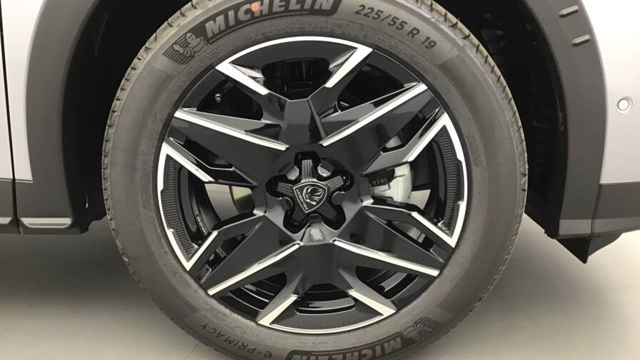 Mandataire Automobile occasion, recherche de Peugeot 3008-hybrid-145-e-dcs6-business5-portes-vp-essence-sans-plomb072025 - E-Motors