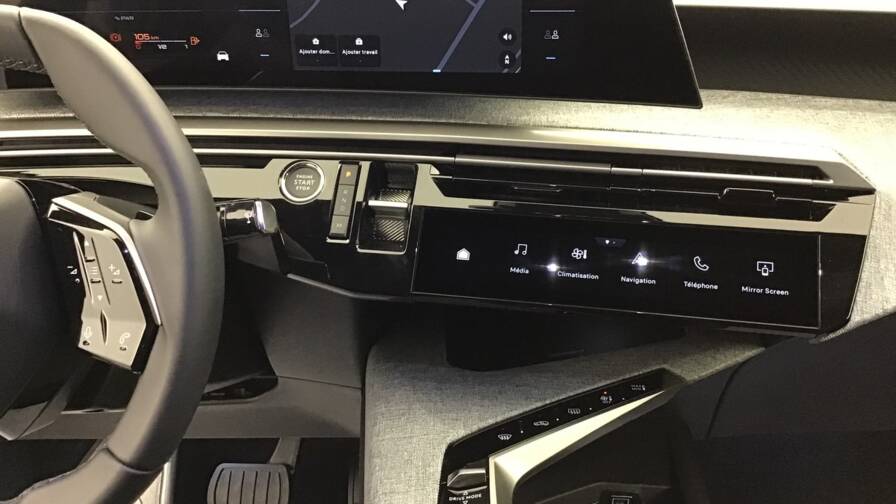 Mandataire Automobile occasion, recherche de Peugeot 3008-hybrid-145-e-dcs6-business5-portes-vp-essence-sans-plomb072025 - E-Motors