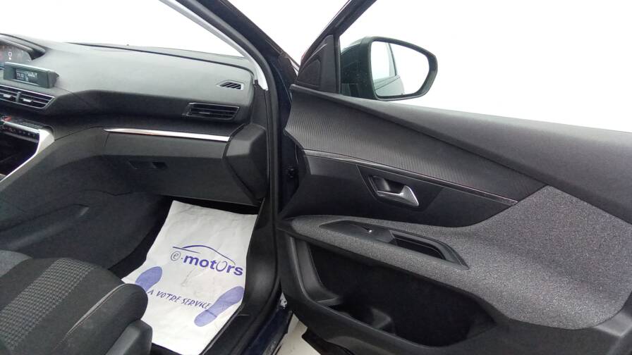 Mandataire Automobile occasion, recherche de Peugeot 3008-puretech-130-access - E-Motors