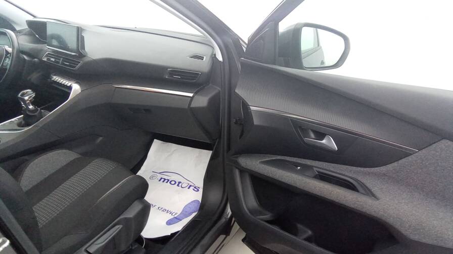 Mandataire Automobile occasion, recherche de Peugeot 3008-puretech-130-active-plus-gps-plus-cam-ra - E-Motors