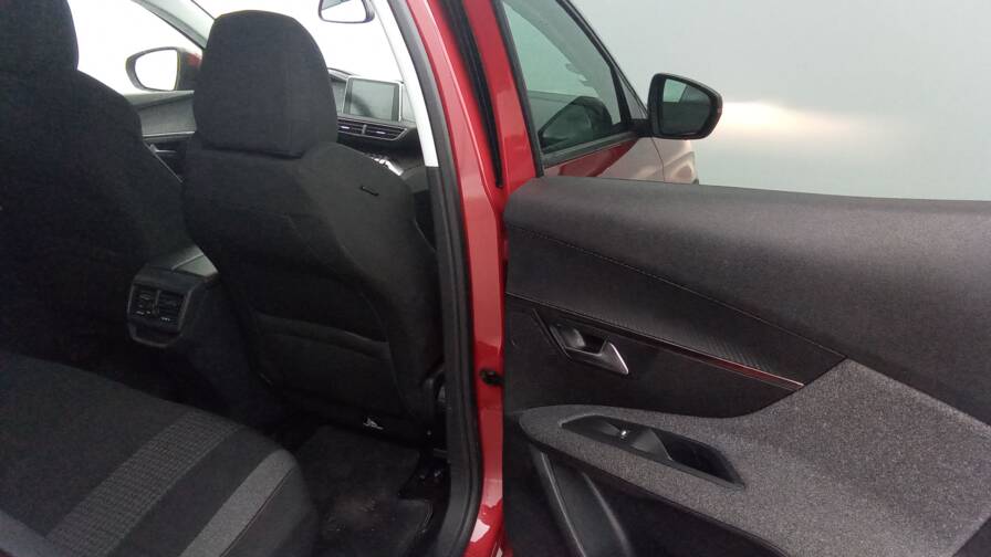 Mandataire Automobile occasion, recherche de Peugeot 3008-puretech-130-active-gps-camera - E-Motors