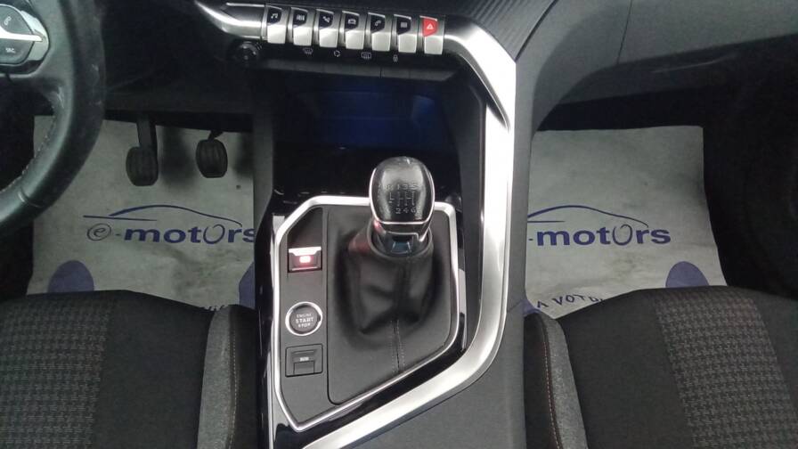 Mandataire Automobile occasion, recherche de Peugeot 3008-puretech-130-active-plus-gps-plus-cam-ra - E-Motors