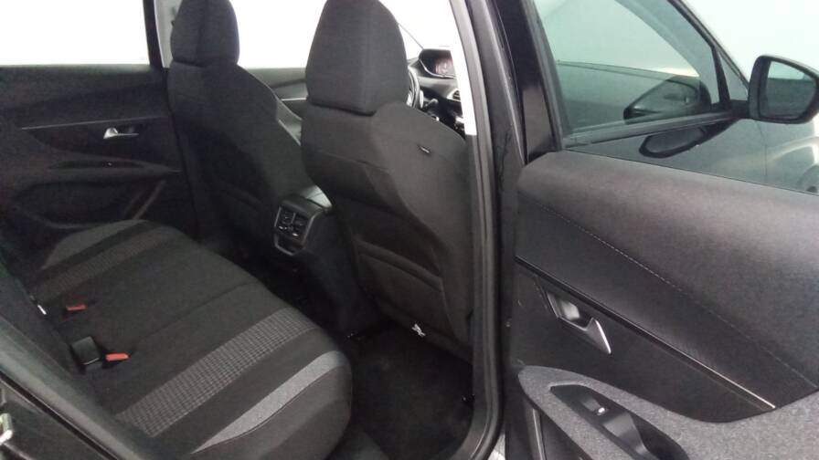 Mandataire Automobile occasion, recherche de Peugeot 3008-puretech-130-eat8-active - E-Motors