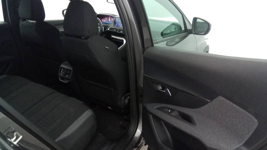 Mandataire Automobile occasion, recherche de Peugeot 3008-puretech-130-eat8-active-pack - E-Motors