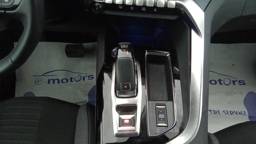 Mandataire Automobile occasion, recherche de Peugeot 3008-puretech-130-eat8-active-pack - E-Motors