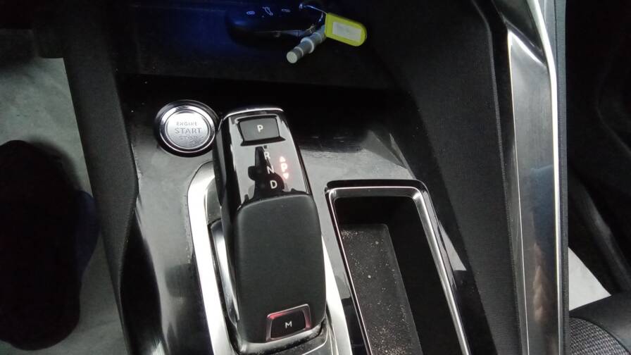 Mandataire Automobile occasion, recherche de Peugeot 3008-puretech-130-eat8-allure - E-Motors