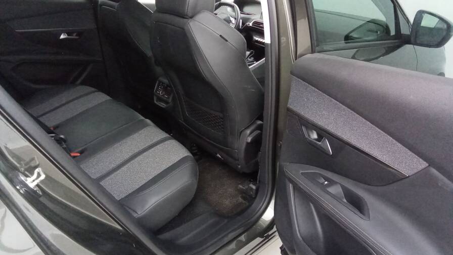 Mandataire Automobile occasion, recherche de Peugeot 3008-puretech-130-eat8-allure - E-Motors