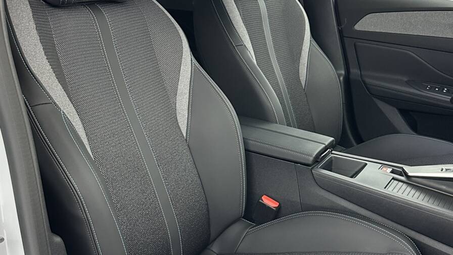 Mandataire Automobile occasion, recherche de Peugeot 308-1-5-bluehdi-130ch-allure-eat8 - E-Motors