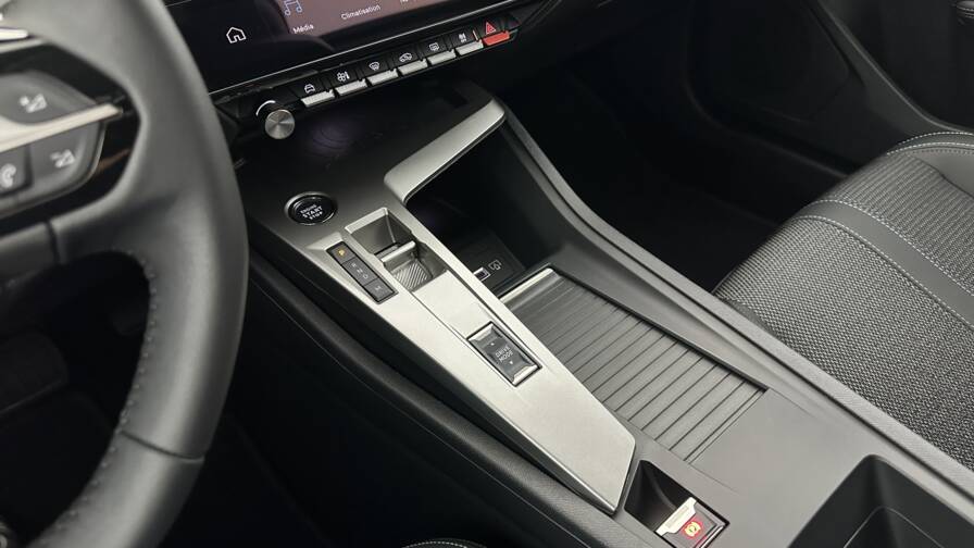 Mandataire Automobile occasion, recherche de Peugeot 308-1-5-bluehdi-130ch-allure-eat8 - E-Motors