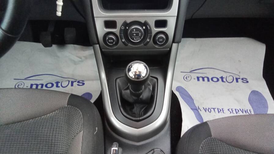 Mandataire Automobile occasion, recherche de Peugeot 308-1-6-vti-120ch-confort-pack - E-Motors