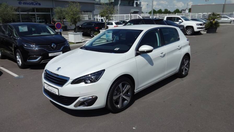Avis-mandataire-auto-Emotors-Peugeot-308-Allure-bluehdi-150-plus-jantes-17.