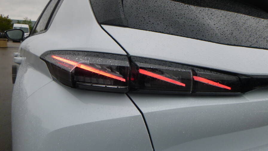 Mandataire Automobile neuf, recherche de Peugeot 308-bluehdi-130-s-s-eat8-gt - E-Motors