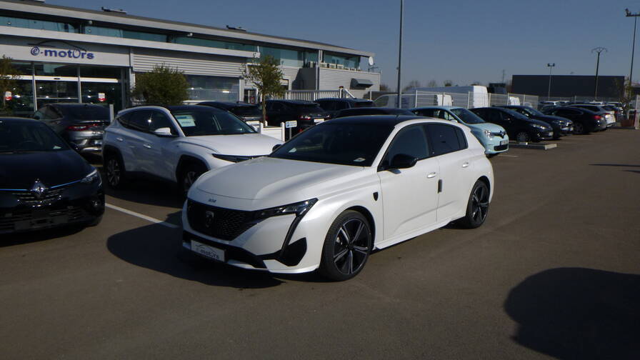 Avis-mandataire-auto-Emotors-Peugeot-308-Gt-pack-bluehdi-130-s-s-eat8.