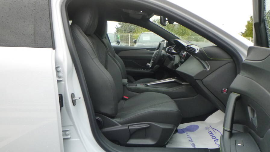 Mandataire Automobile neuf, recherche de Peugeot 308-bluehdi-130-s-s-eat8-gt - E-Motors