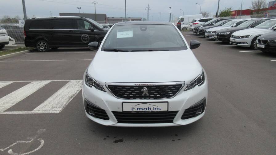 Avis-mandataire-auto-Emotors-Peugeot-308-Gt-line-puretech-130-s-s-eat8-plus-toit-vitr.