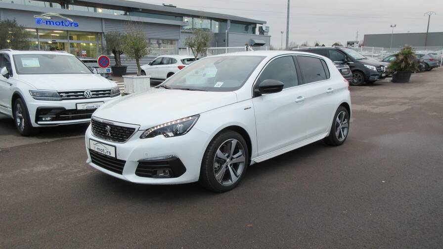 Avis-mandataire-auto-Emotors-Peugeot-308-Gt-line-bluehdi-130-s-s-plus-toit-pano.