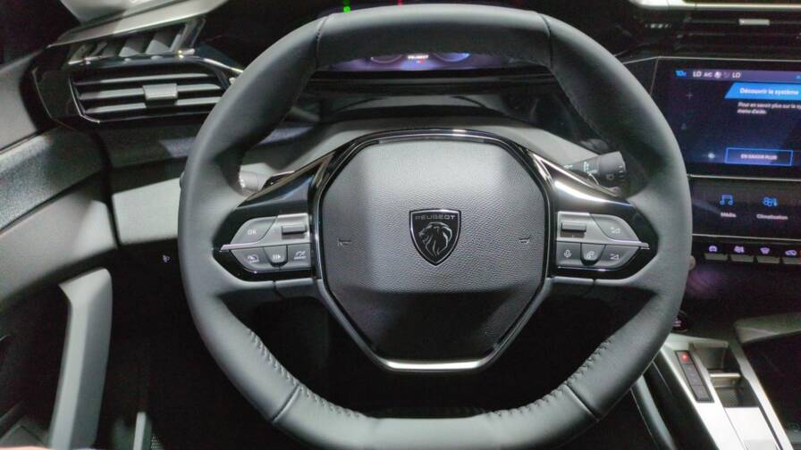 Mandataire Automobile neuf, recherche de Peugeot 308-bluehdi-130ch-s-s-eat8-allure-plus-pack-access - E-Motors